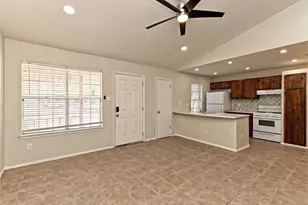 1916 Gracy Farms Ln, Austin, TX 78758 - Photo 4