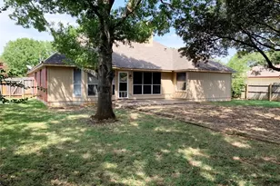 209 N Blue Ridge Pkwy, Cedar Park, TX 78613 - Photo 10