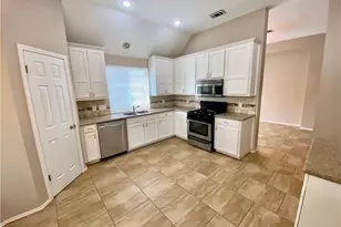 209 N Blue Ridge Pkwy, Cedar Park, TX 78613 - Photo 6