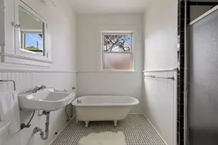 613 Baylor St, Austin, TX 78703 - Photo 8