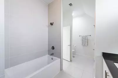 712 Cardinal Lane #A, Austin, TX 78704 - Photo 28