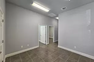 1009 W Pecan St, Pflugerville, TX 78660 - Photo 1