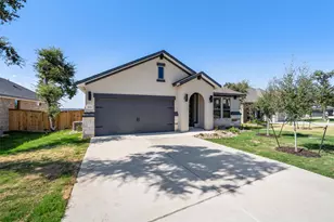 224 Scenic Hills Cir, Georgetown, TX 78628 - Photo 2