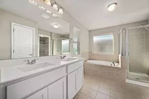 3651 Sandy Brook Dr, Round Rock, TX 78665 - Photo 20