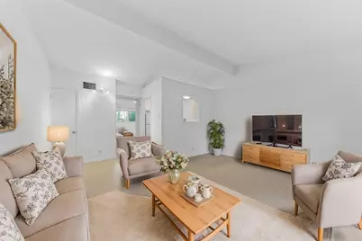 1905 Fairlawn Ln Lane #2, Austin, TX 78704 - Photo 2