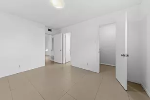 1905 Fairlawn Ln Ln, Austin, TX 78704 - Photo 12