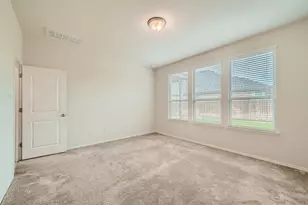 303 Duroc Dr, Hutto, TX 78634 - Photo 16