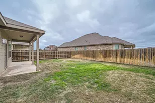 303 Duroc Dr, Hutto, TX 78634 - Photo 26