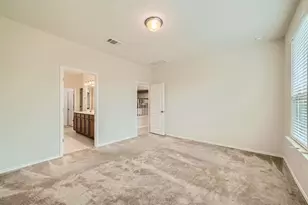 303 Duroc Dr, Hutto, TX 78634 - Photo 14