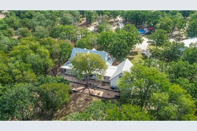 412 Woody Hollow Road, Luling, TX 78648 - Photo 36