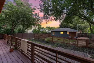 412 W Croslin St, Austin, TX 78752 - Photo 34
