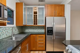 412 W Croslin St, Austin, TX 78752 - Photo 6