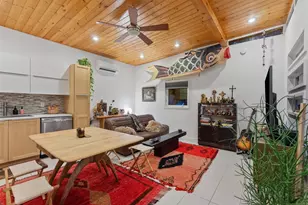 412 W Croslin St, Austin, TX 78752 - Photo 24