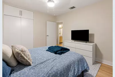412 W Croslin Street, Austin, TX 78752 - Photo 12