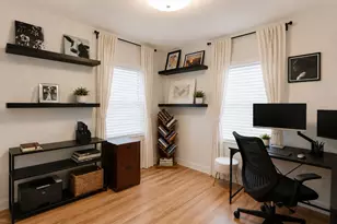 412 W Croslin St, Austin, TX 78752 - Photo 8