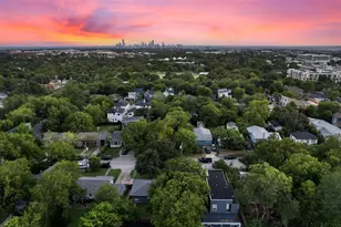 412 W Croslin St, Austin, TX 78752 - Photo 2