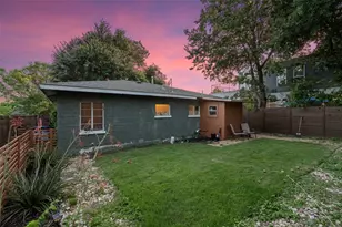 412 W Croslin St, Austin, TX 78752 - Photo 18