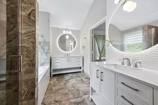 4176 Canyon Glen Cir, Austin, TX 78732 - Photo 8