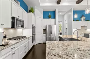 128 Short Bush Pass, Austin, TX 78737 - Photo 12