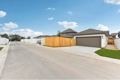 124 Tenny Lane, Kyle, TX 78640 - Photo 22