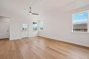 124 Tenny Ln, Kyle, TX 78640 - Photo 4
