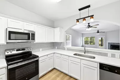 9314 Brandts Wood Street, Austin, TX 78744 - Photo 8
