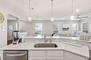 101 Muenster Dr, Hutto, TX 78634 - Photo 16