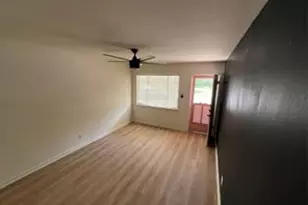 906 E 46th St, Austin, TX 78751 - Photo 4