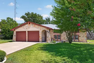 600 E Central Dr, Georgetown, TX 78628 - Photo 2