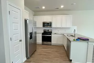 2304 Jack Nora Wy, Round Rock, TX 78665 - Photo 6