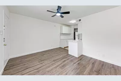 1010 W 23rd Street #6, Austin, TX 78705 - Photo 10