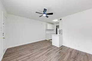 1010 W 23rd St, Austin, TX 78705 - Photo 10
