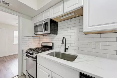 1010 W 23rd Street #6, Austin, TX 78705 - Photo 12