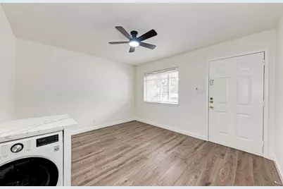 1010 W 23rd Street #6, Austin, TX 78705 - Photo 8