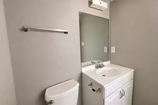 5308 S Pleasant Valley Rd, Austin, TX 78744 - Photo 22