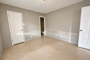 5308 S Pleasant Valley Rd, Austin, TX 78744 - Photo 20