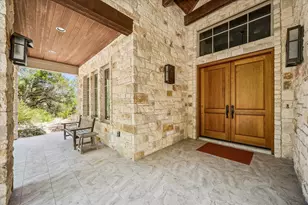 19586 Sandcastle Dr, Spicewood, TX 78669 - Photo 10