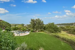 19586 Sandcastle Dr, Spicewood, TX 78669 - Photo 32