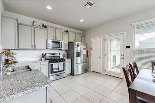 118 Alford St, San Marcos, TX 78666 - Photo 6