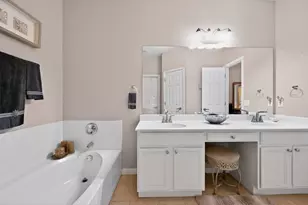 7708 San Felipe Blvd, Austin, TX 78729 - Photo 16