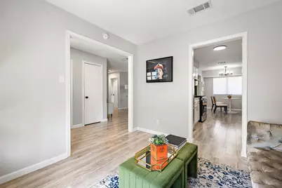 2804 Leeds Cove, Austin, TX 78745 - Photo 4