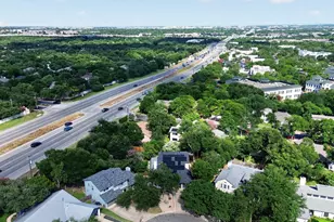 12607 Terra Nova Ln, Austin, TX 78727 - Photo 36