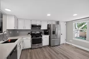 12607 Terra Nova Ln, Austin, TX 78727 - Photo 10