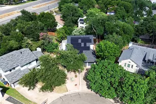 12607 Terra Nova Ln, Austin, TX 78727 - Photo 34