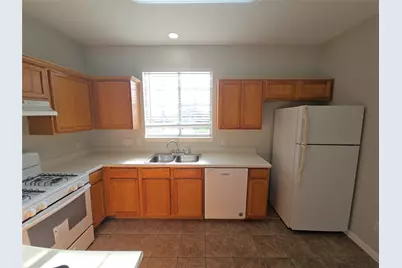 2817 Southampton Way #B, Round Rock, TX 78664 - Photo 4