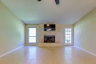 1002 Deep Wood Dr, Round Rock, TX 78681 - Photo 10
