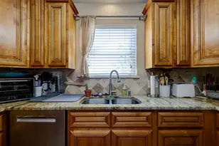 1002 Deep Wood Dr, Round Rock, TX 78681 - Photo 8