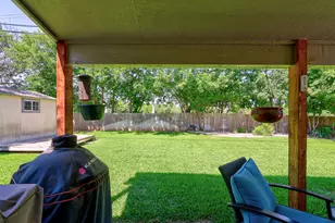 1002 Deep Wood Dr, Round Rock, TX 78681 - Photo 8