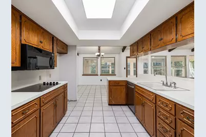 806 Country Club Road, Georgetown, TX 78628 - Photo 18