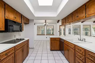 806 Country Club Rd, Georgetown, TX 78628 - Photo 18